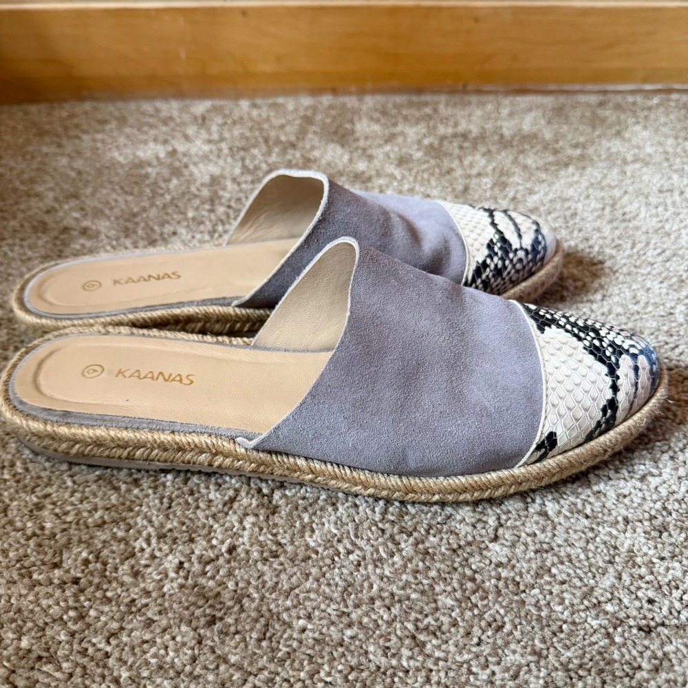 KAANAS Womens 9 Grey Suede Snakeskin Espadrille Mules Pointed Toe Slip On Flats - Picture 2 of 6